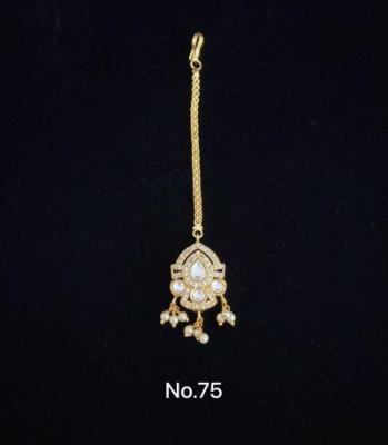 Gold Pendant with Pearls