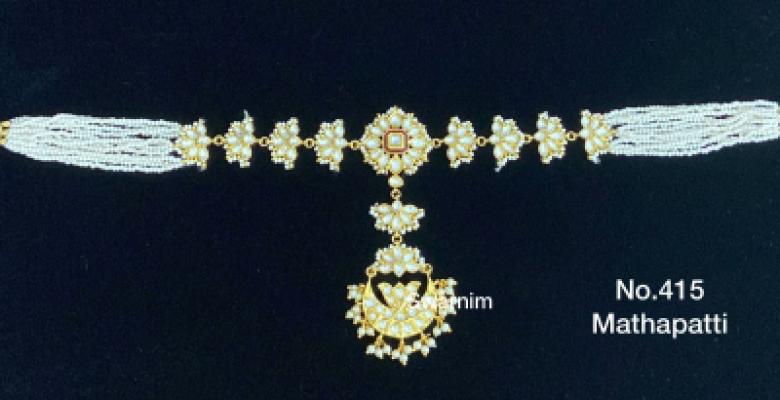 Gold Mattapatti with Pearls