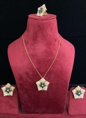 Gold Flower Jewelry Set