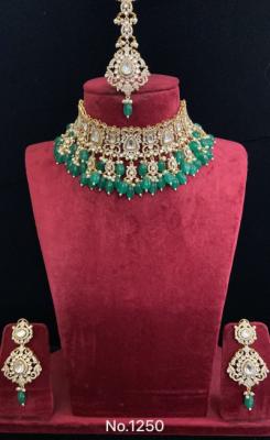 Green Stone Jewelry Set