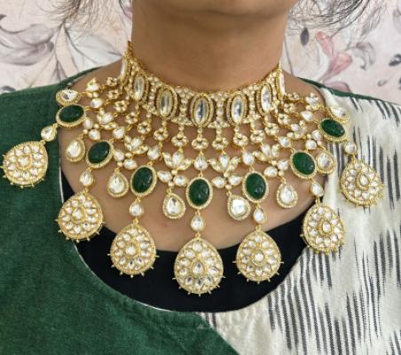 Kundan Green Stone Choker