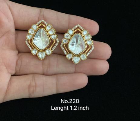 Gold Diamond Shape Earrings